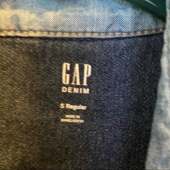 GAP Little Girl’s Denim Shirt/Jacket - Picture 3 of 5